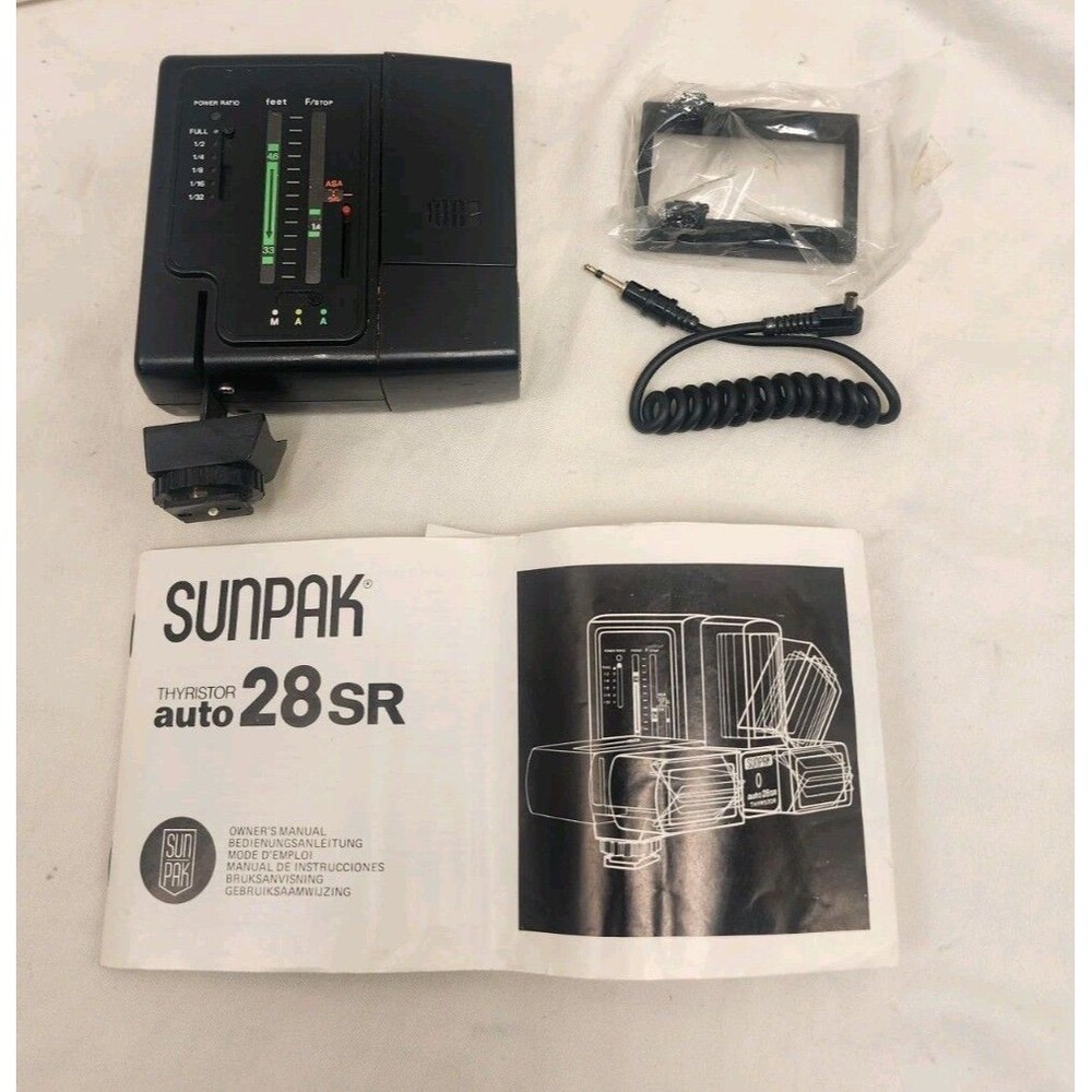 Vintage 28SR Sunpak Auto Thyristor Photographic  Camera Flash